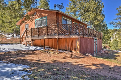 Cabin with Mtn Views - 5 Mi to Mueller State Park! image 18